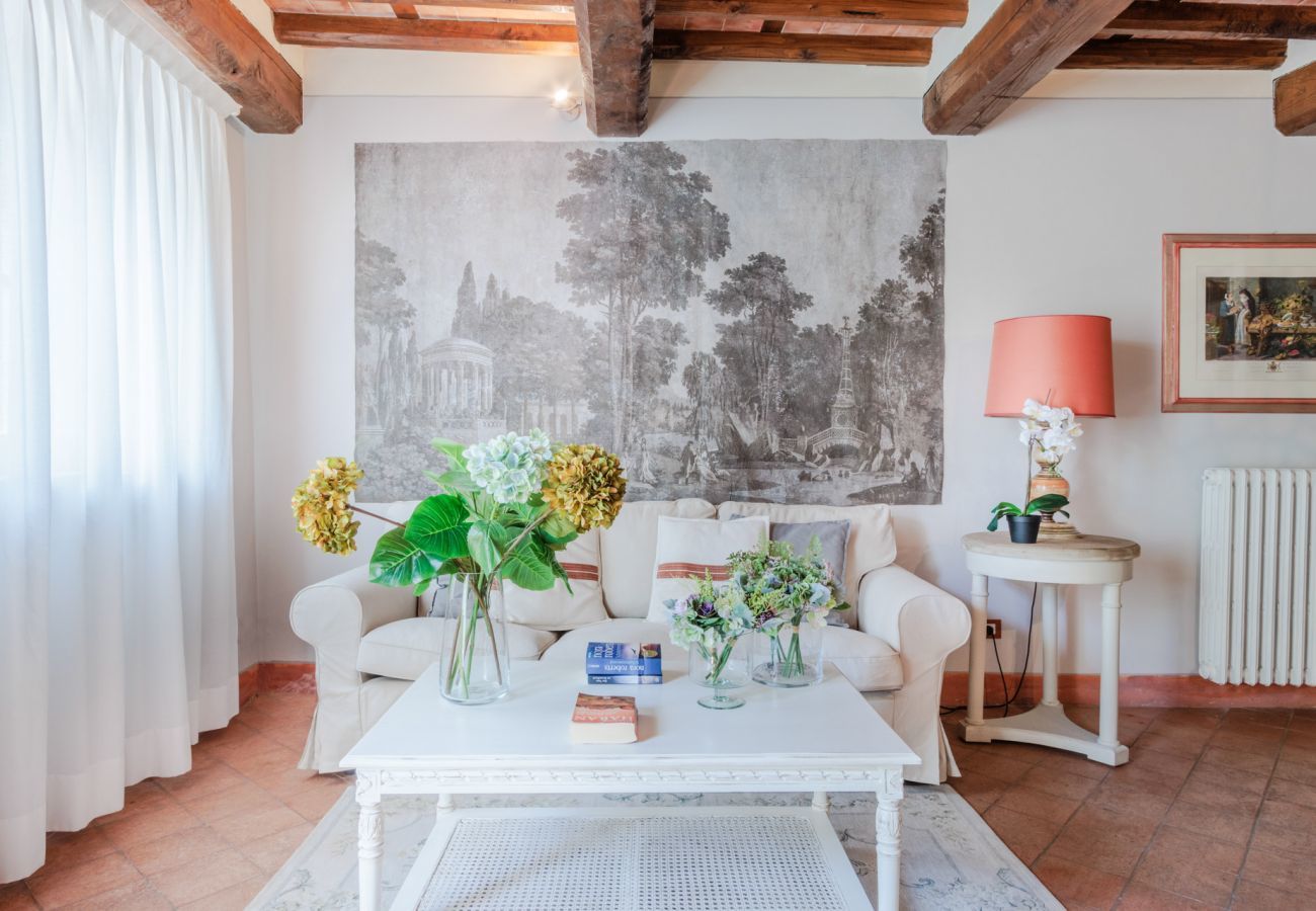 Appartamento a Monte San quirico - Elisa Farmhouse Apartment in Wine Resort