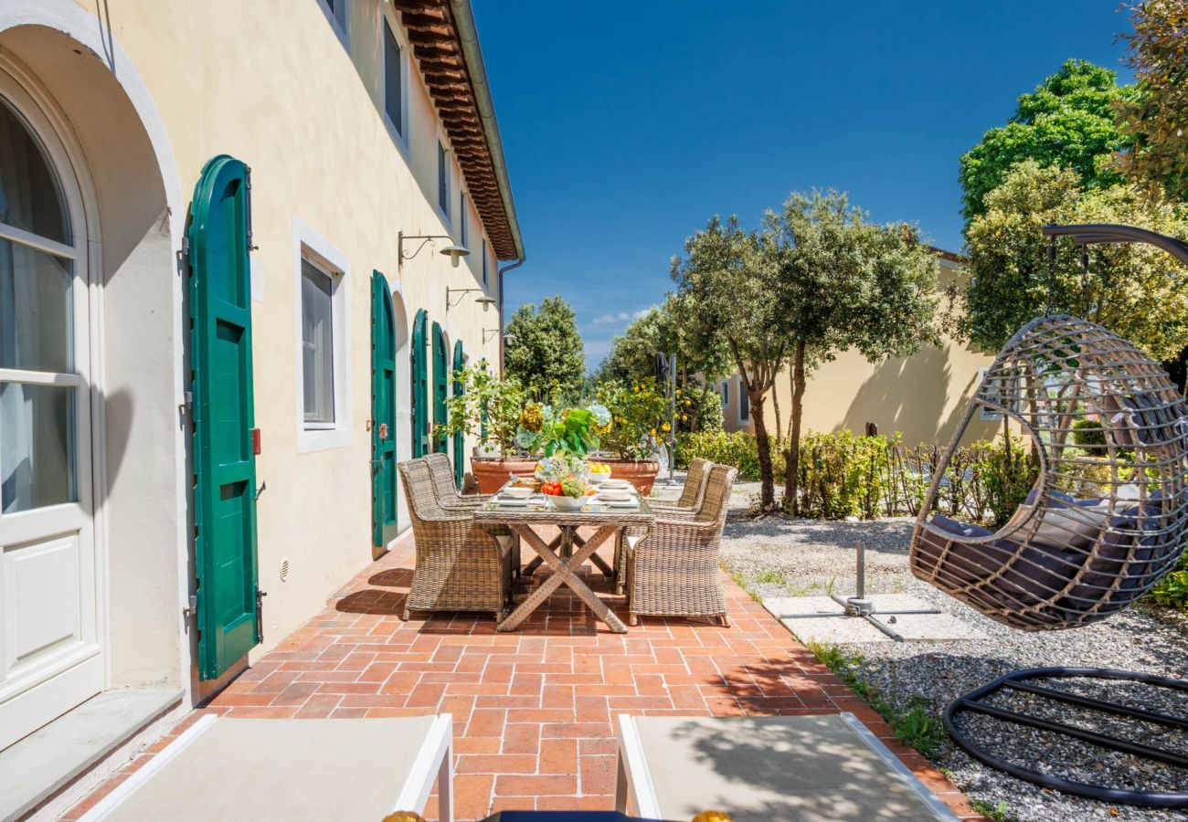Appartamento a Monte San quirico - Elisa Farmhouse Apartment in Wine Resort