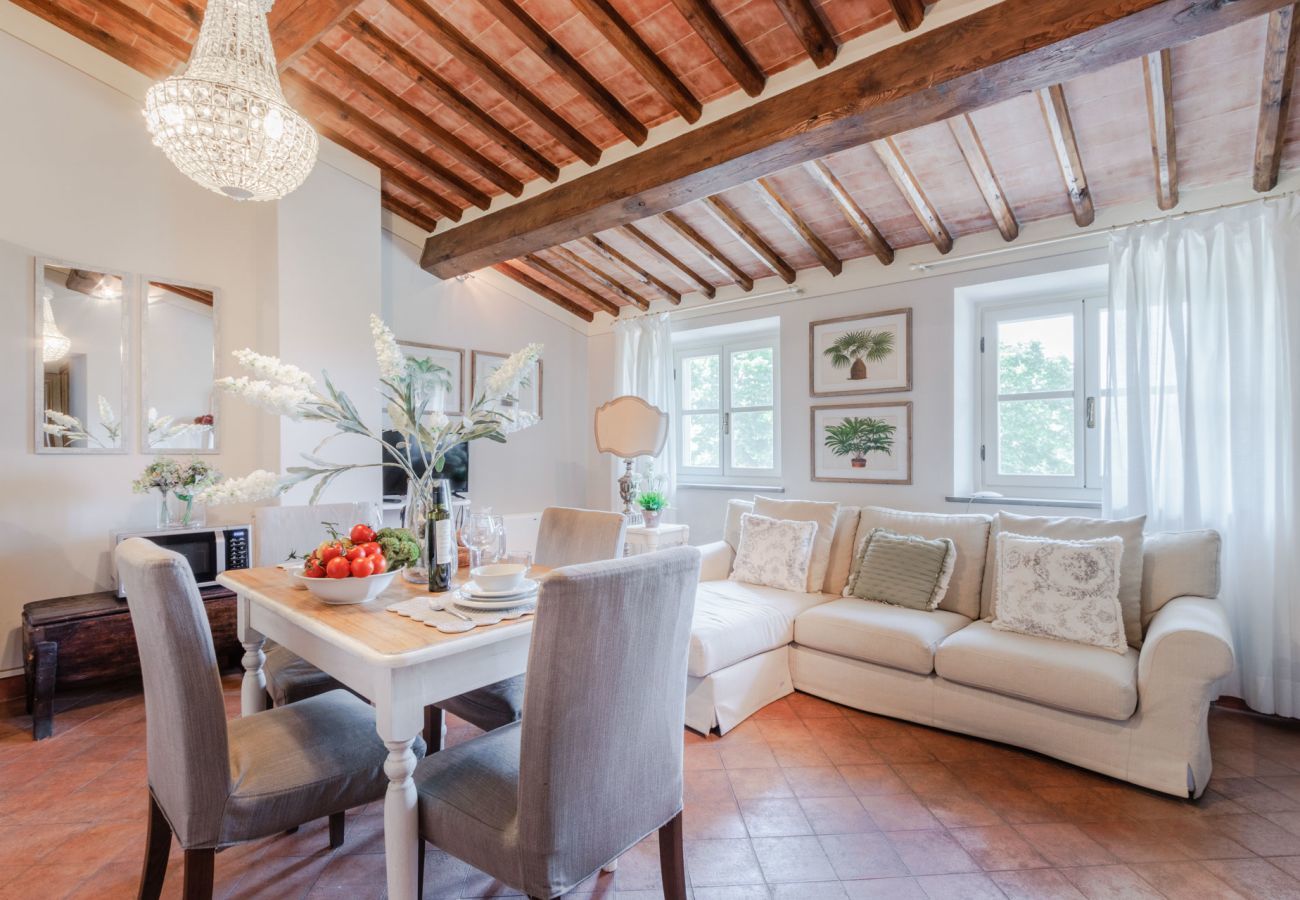 Appartamento a Monte San quirico - Anna Farmhouse Apartment in Wine Resort in Lucca