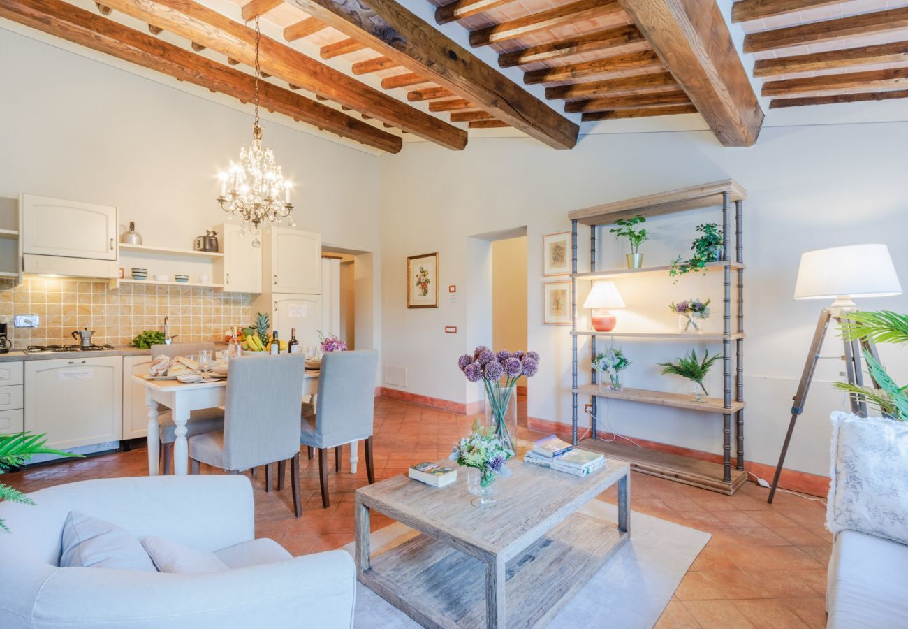 Appartamento a Monte San quirico - Maria Farmhouse Apartment in Wine Resort in Lucca