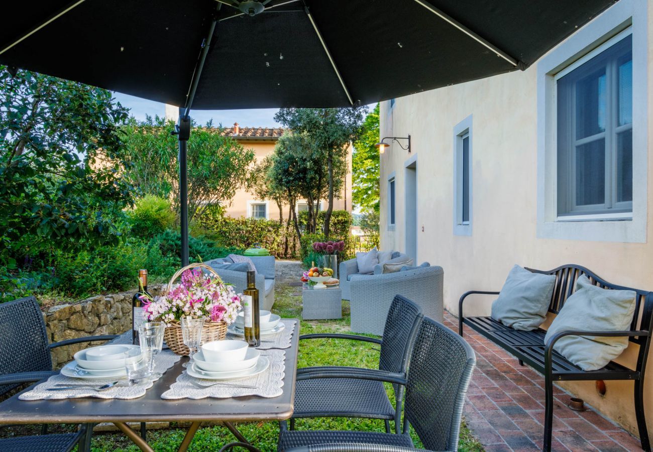 Appartamento a Monte San quirico - Maria Farmhouse Apartment in Wine Resort in Lucca