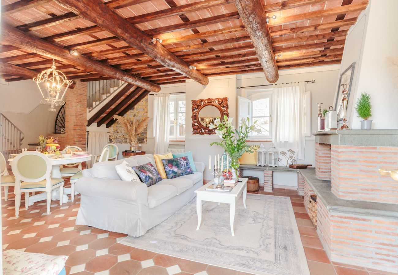 Villa a Chiatri - Rondini Farmhouse