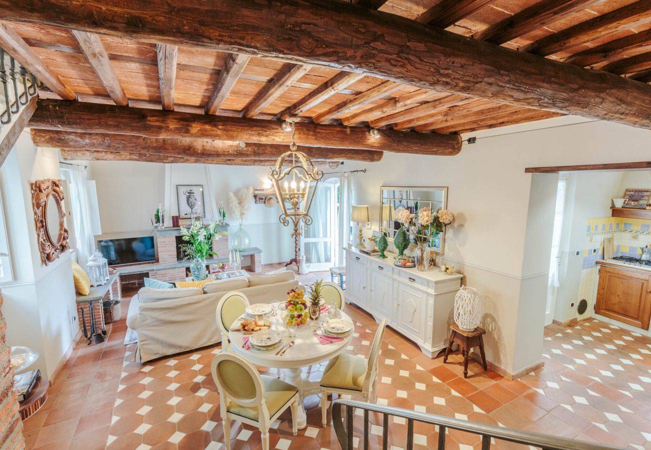 Villa a Chiatri - Rondini Farmhouse