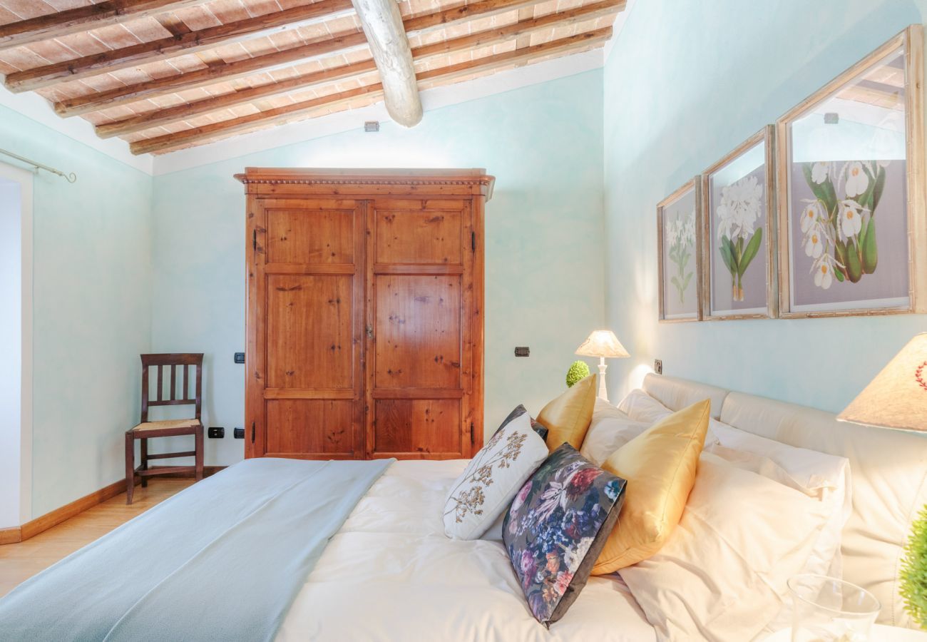 Villa a Chiatri - Rondini Farmhouse