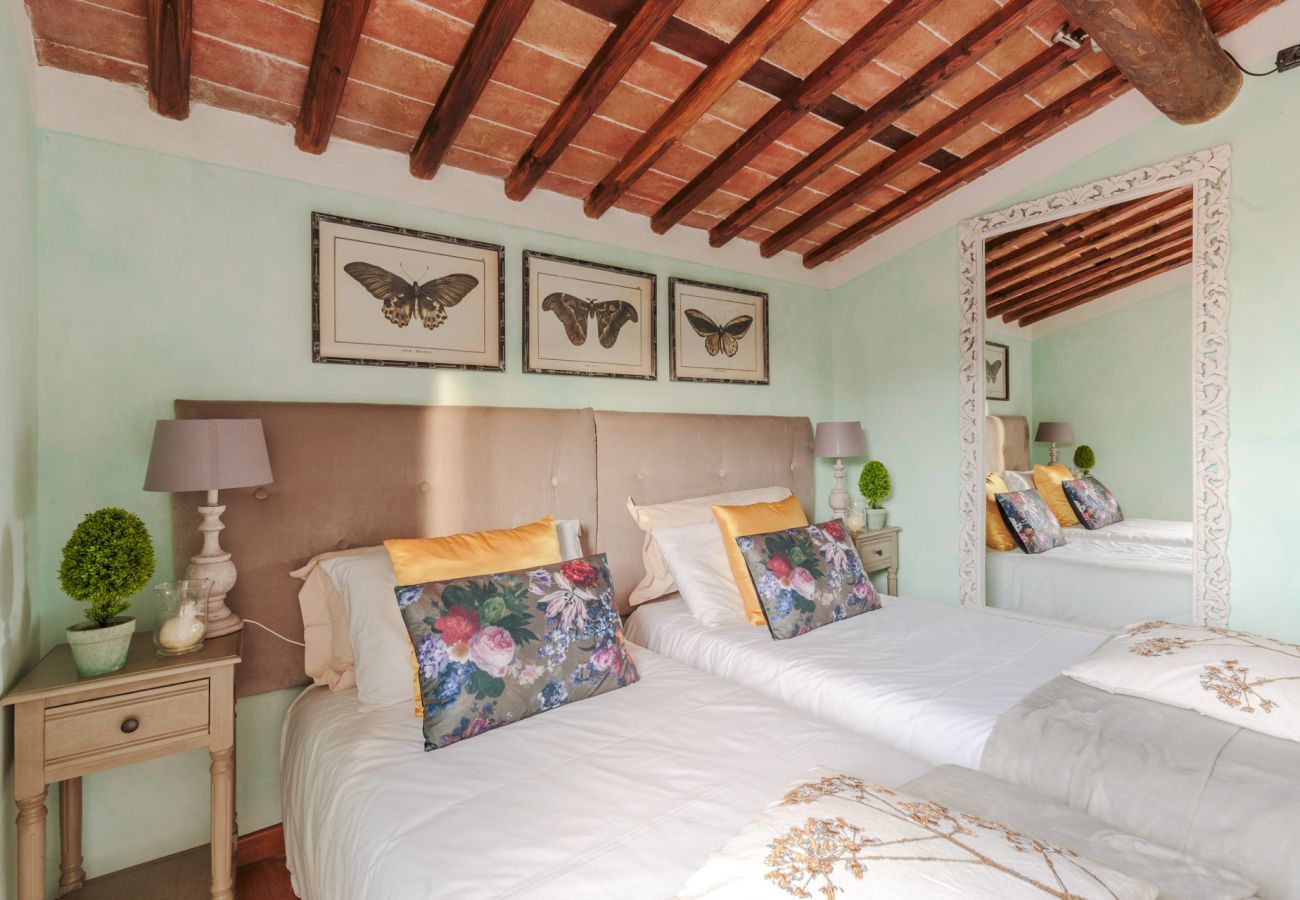 Villa a Chiatri - Rondini Farmhouse