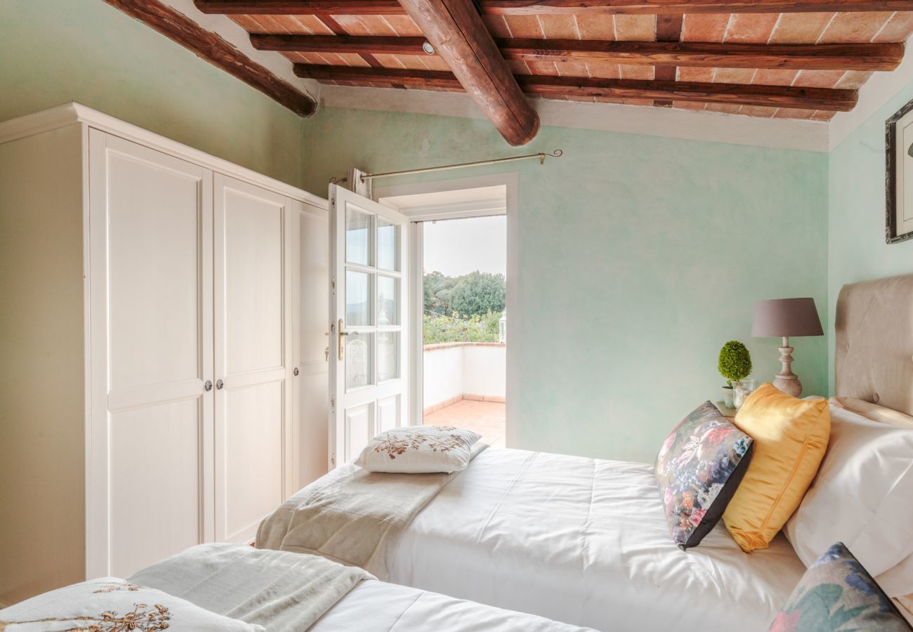Villa a Chiatri - Rondini Farmhouse