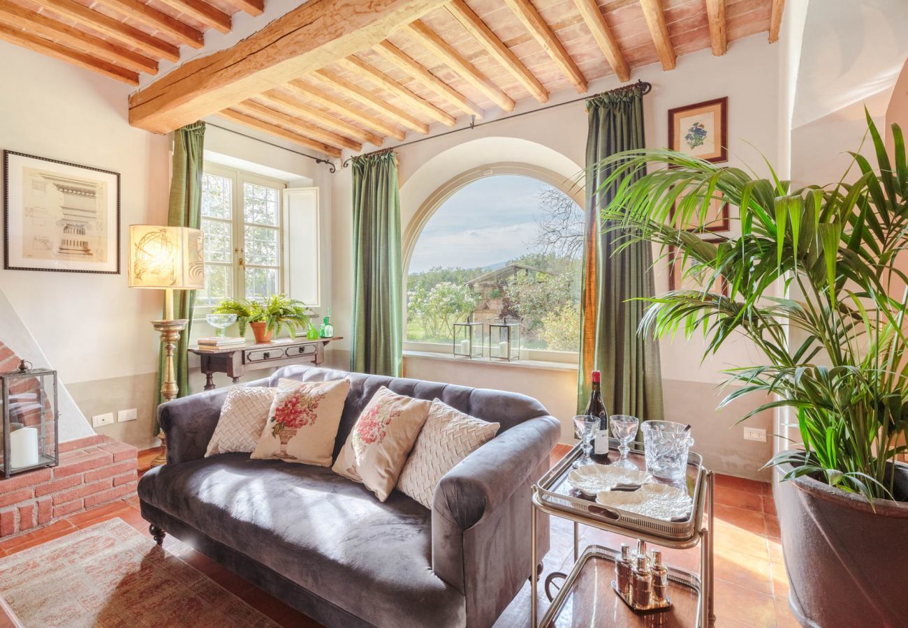 Villa a Orentano - Villa Drago