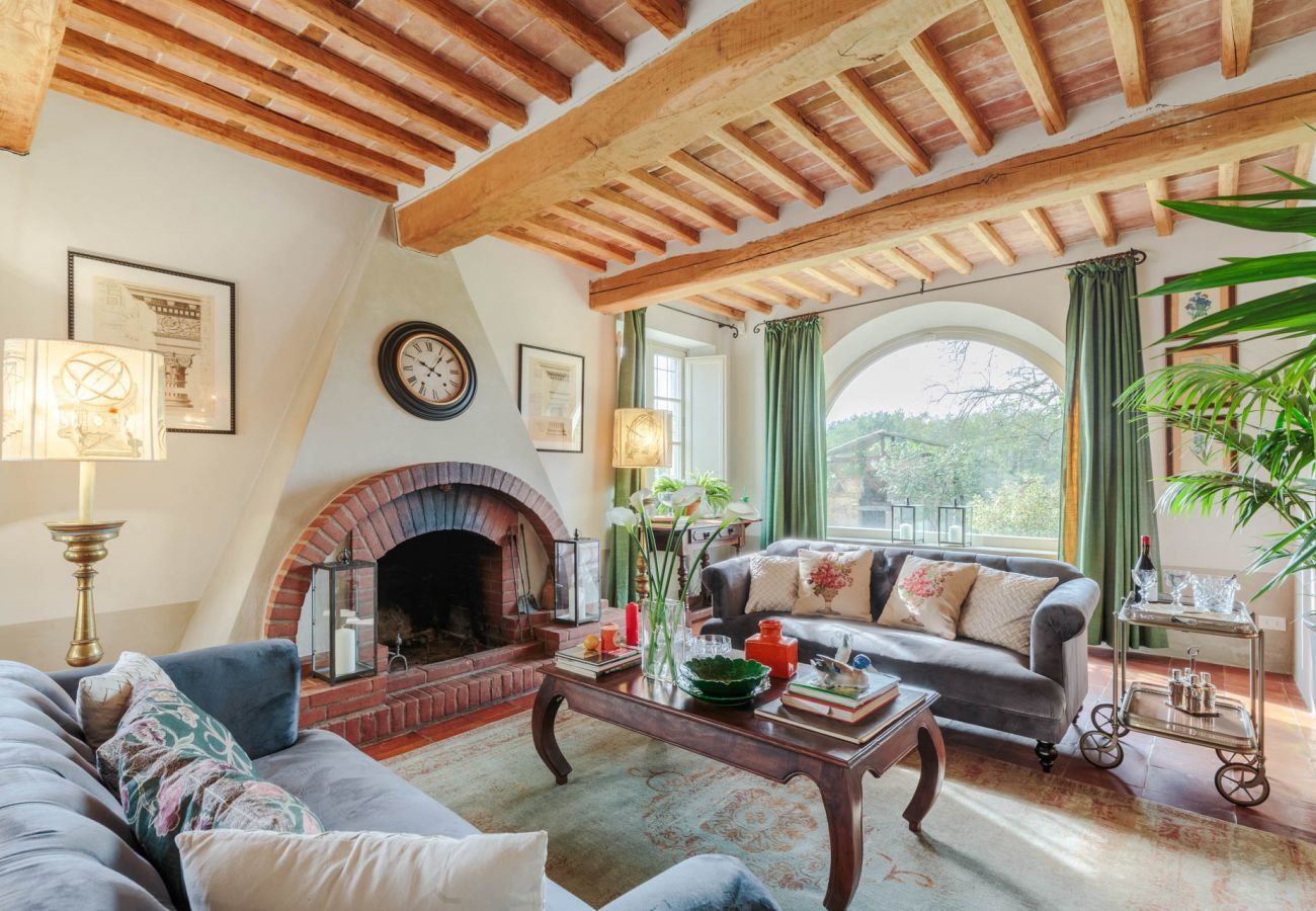 Villa a Orentano - Villa Drago