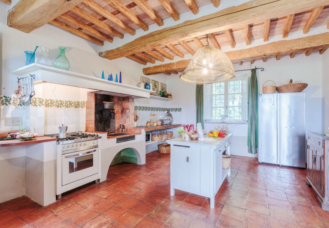Villa a Orentano - Villa Drago