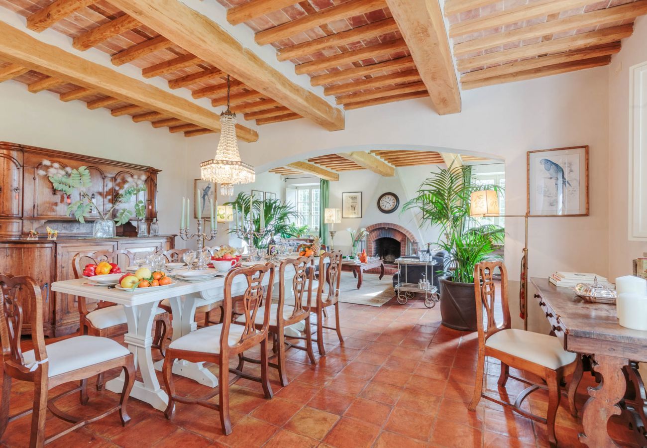 Villa a Orentano - Villa Drago