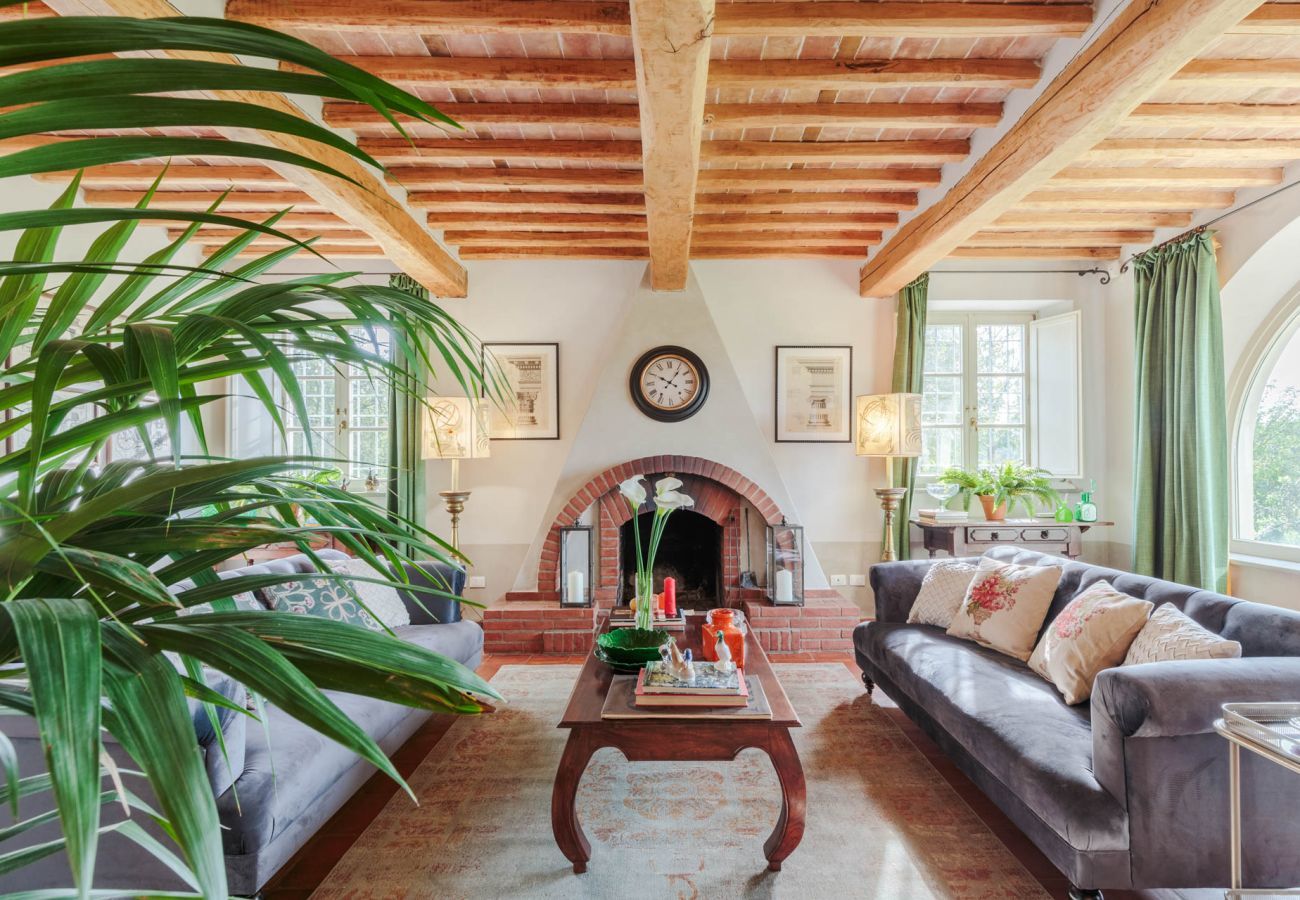 Villa a Orentano - Villa Drago