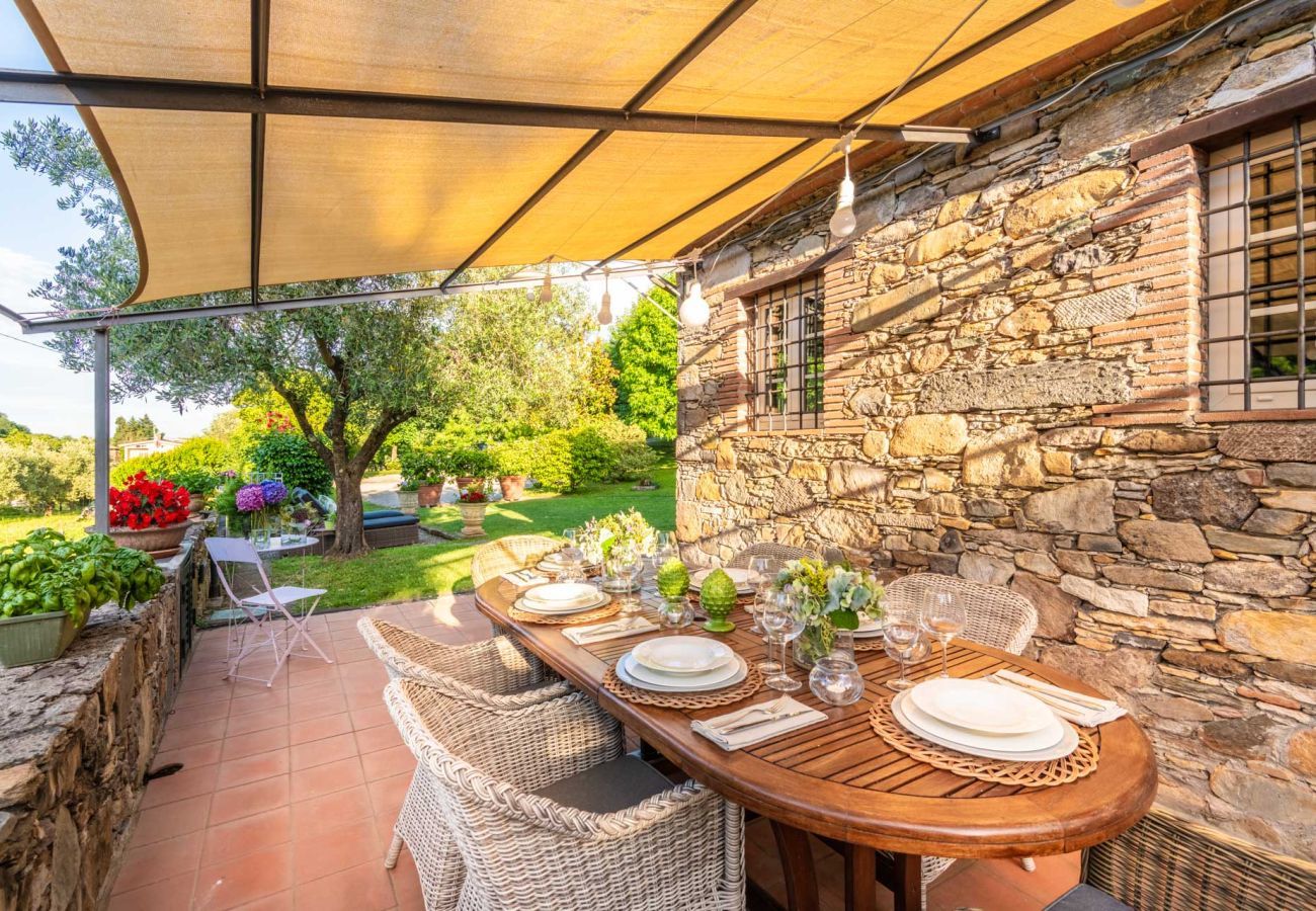 Villa a Capannori - Villa Ester