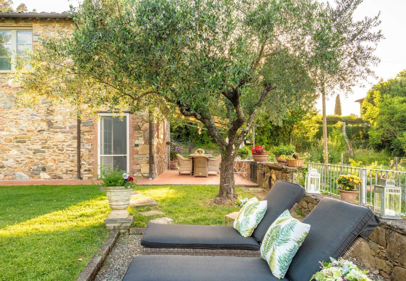 Villa a Capannori - Villa Ester