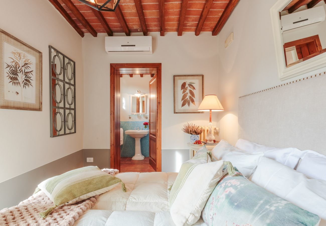 Villa a Lamporecchio - Villa Veranda