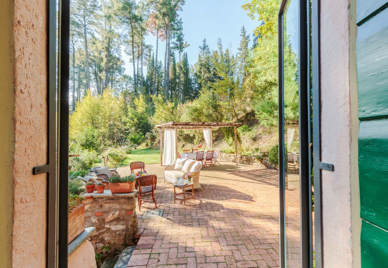 Villa a Camaiore - Villa Birdsong
