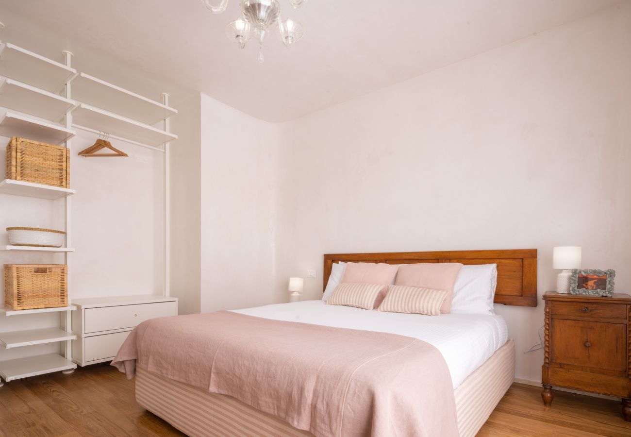 Appartamento a Venezia - Venetian Palace Gold Apartment with Balcony R&R