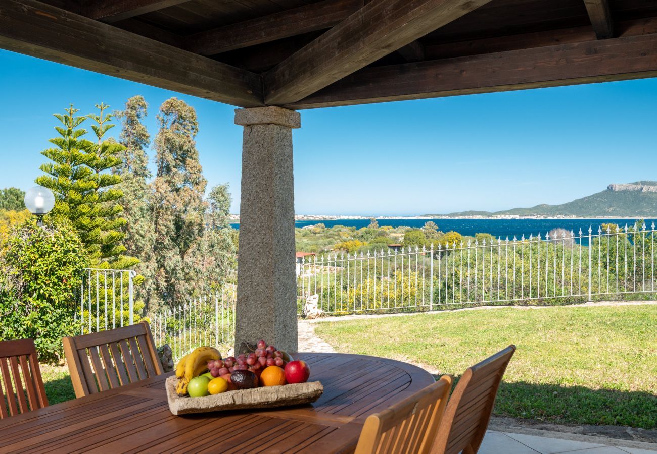 Villa a Golfo Aranci - Villa Picker - relax con vista sulla baia di Golfo Aranci