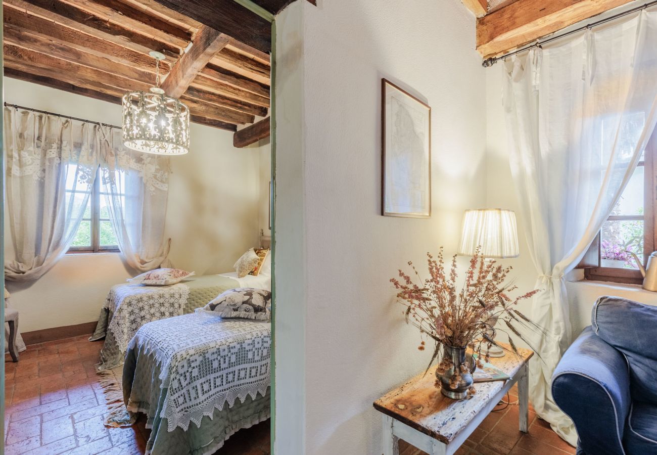 Appartamento a Piano di Coreglia - Casa Cassettari Apartment with Garden