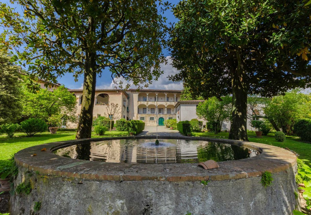 Appartamento a Piano di Coreglia - Casa Cassettari Apartment with Garden