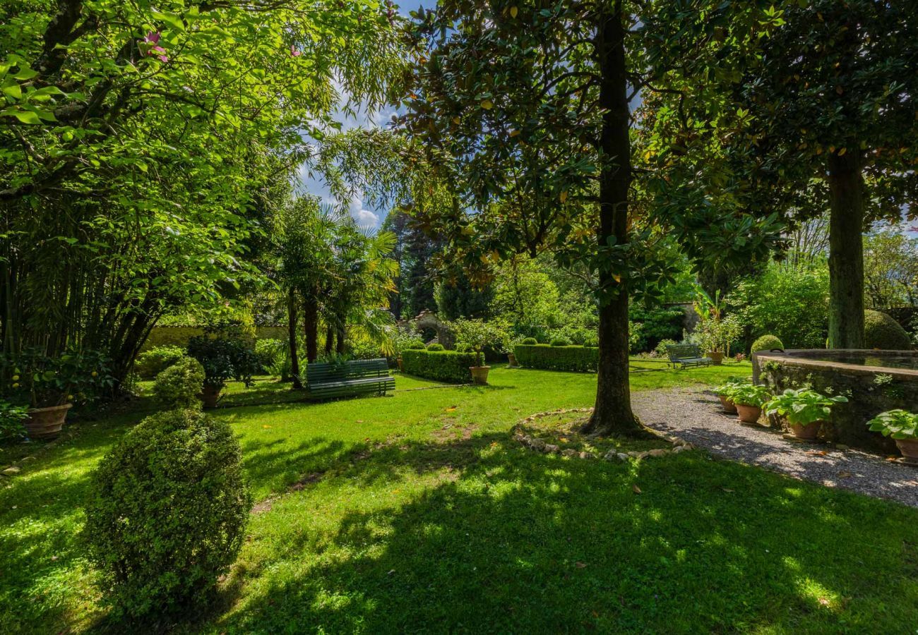 Appartamento a Piano di Coreglia - Casa Cassettari Apartment with Garden