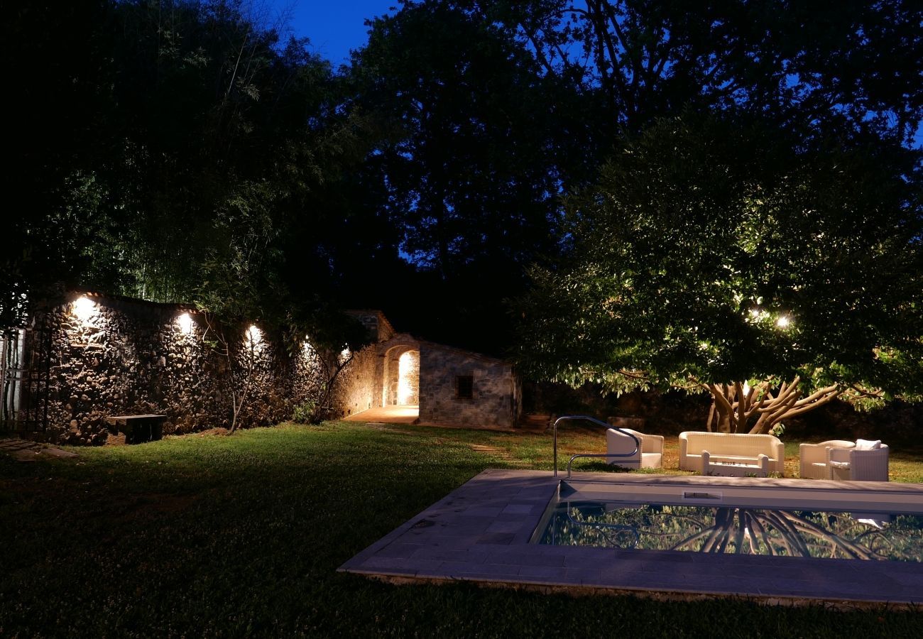 Appartamento a Piano di Coreglia - Casa Cassettari Apartment with Garden