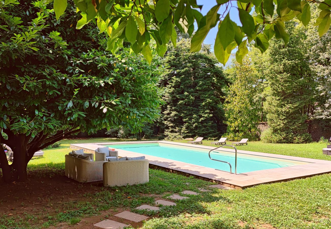 Appartamento a Piano di Coreglia - Casa Cassettari Apartment with Garden