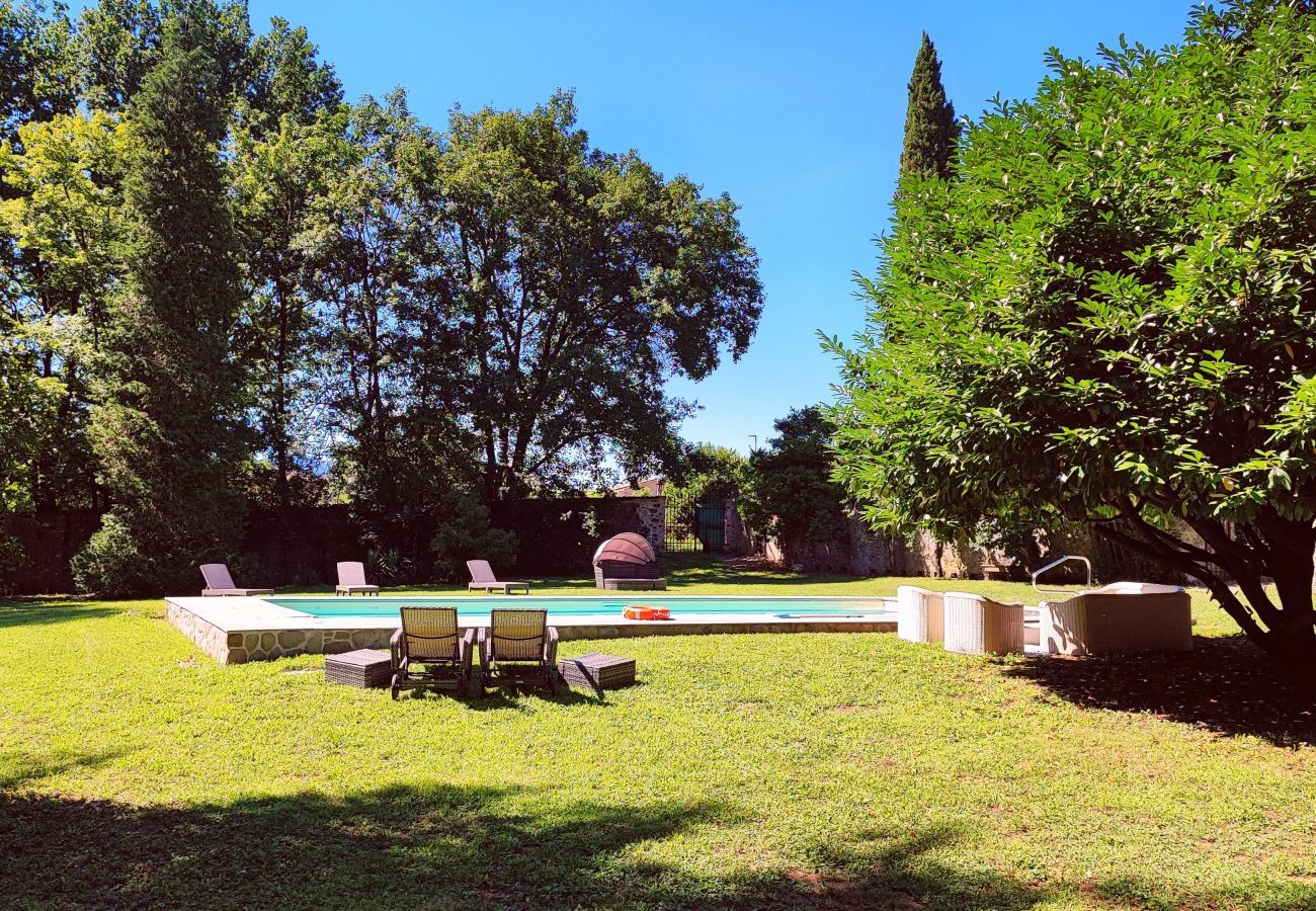 Appartamento a Piano di Coreglia - Casa Cassettari Apartment with Garden