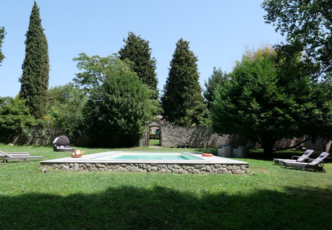 Appartamento a Piano di Coreglia - Casa Cassettari Apartment with Garden