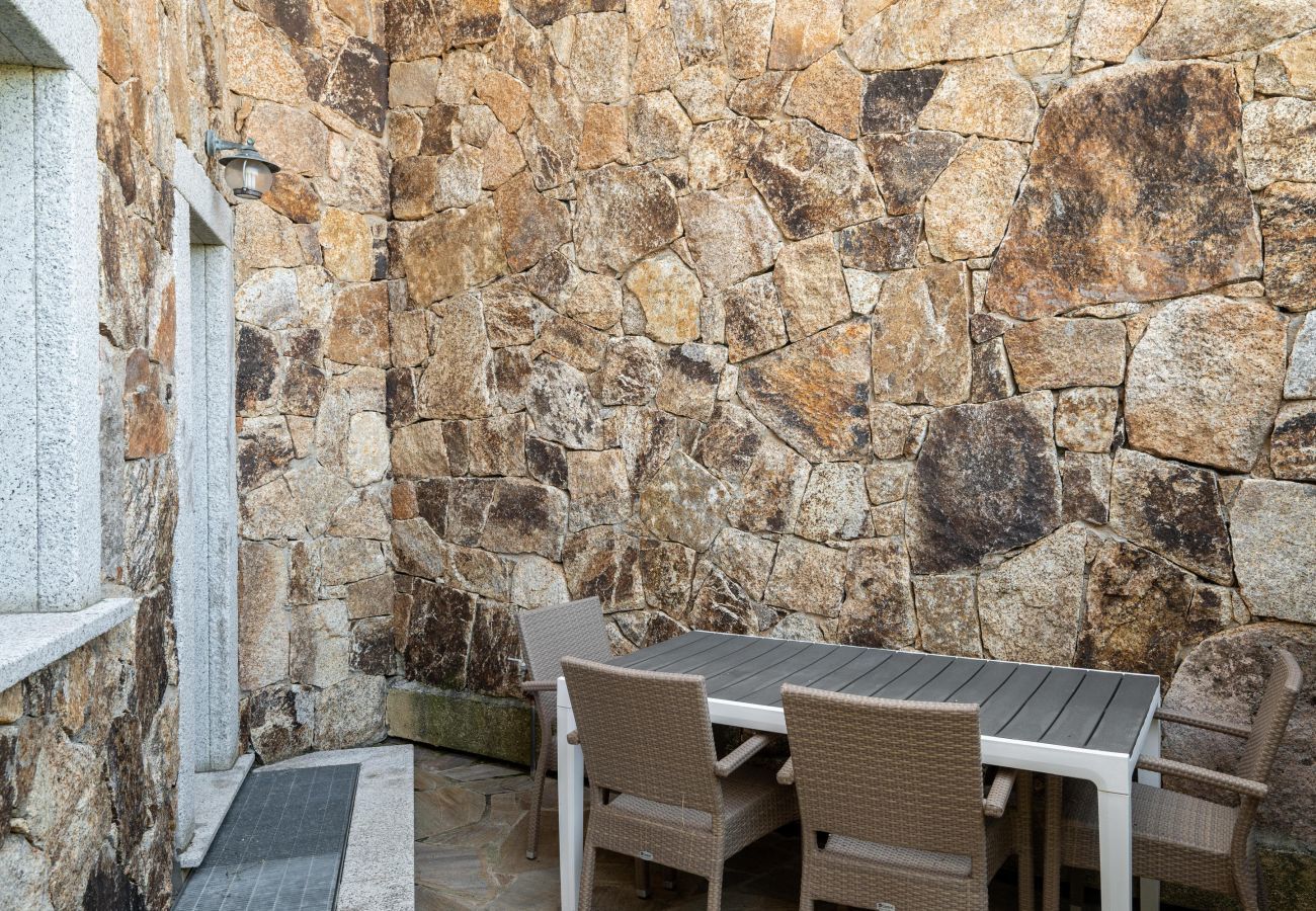 Appartamento a Olbia - Myrsine 5/16 - colorato flat con piscina in Marina Maria