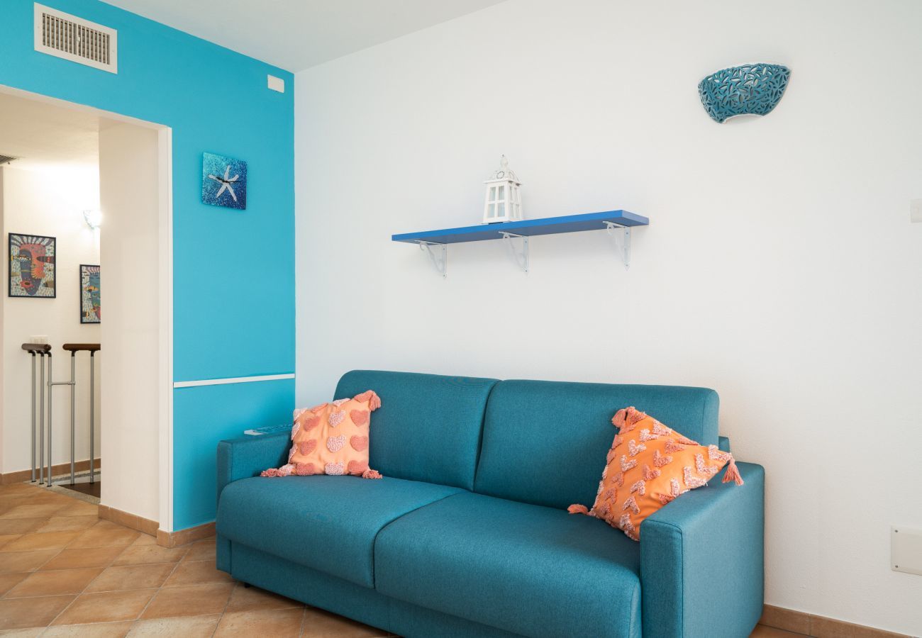 Appartamento a Olbia - Myrsine 5/16 - colorato flat con piscina in Marina Maria