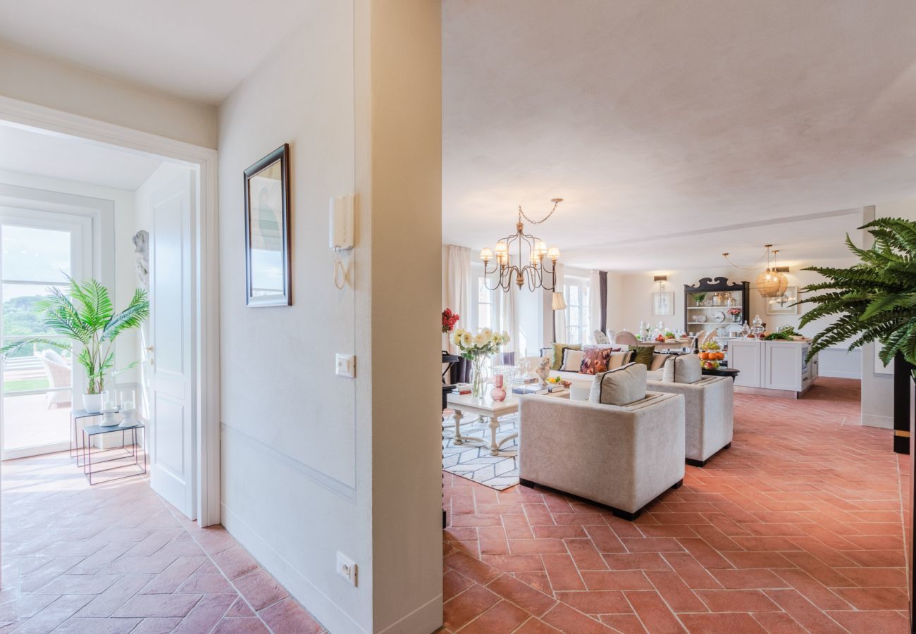 Villa a Montecarlo - Villa Flora