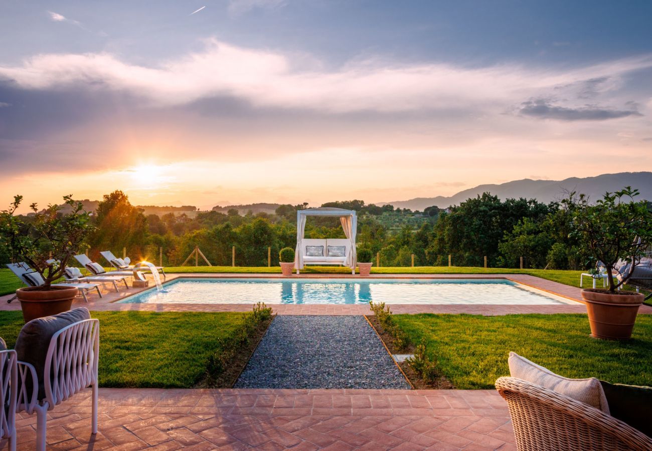 Villa a Montecarlo - Villa Flora