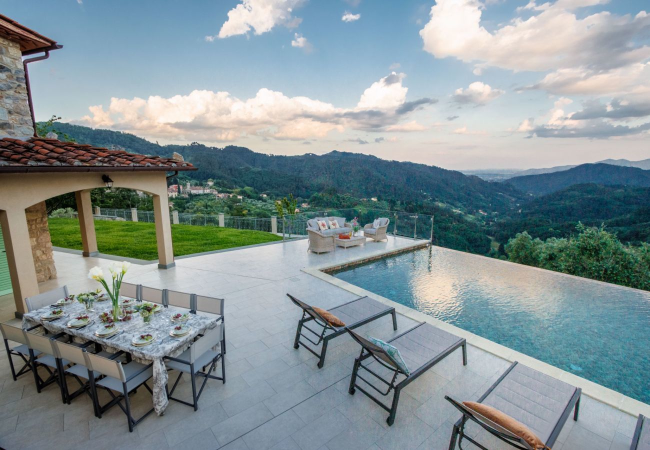 Villa a Pescaglia - Villa Grema