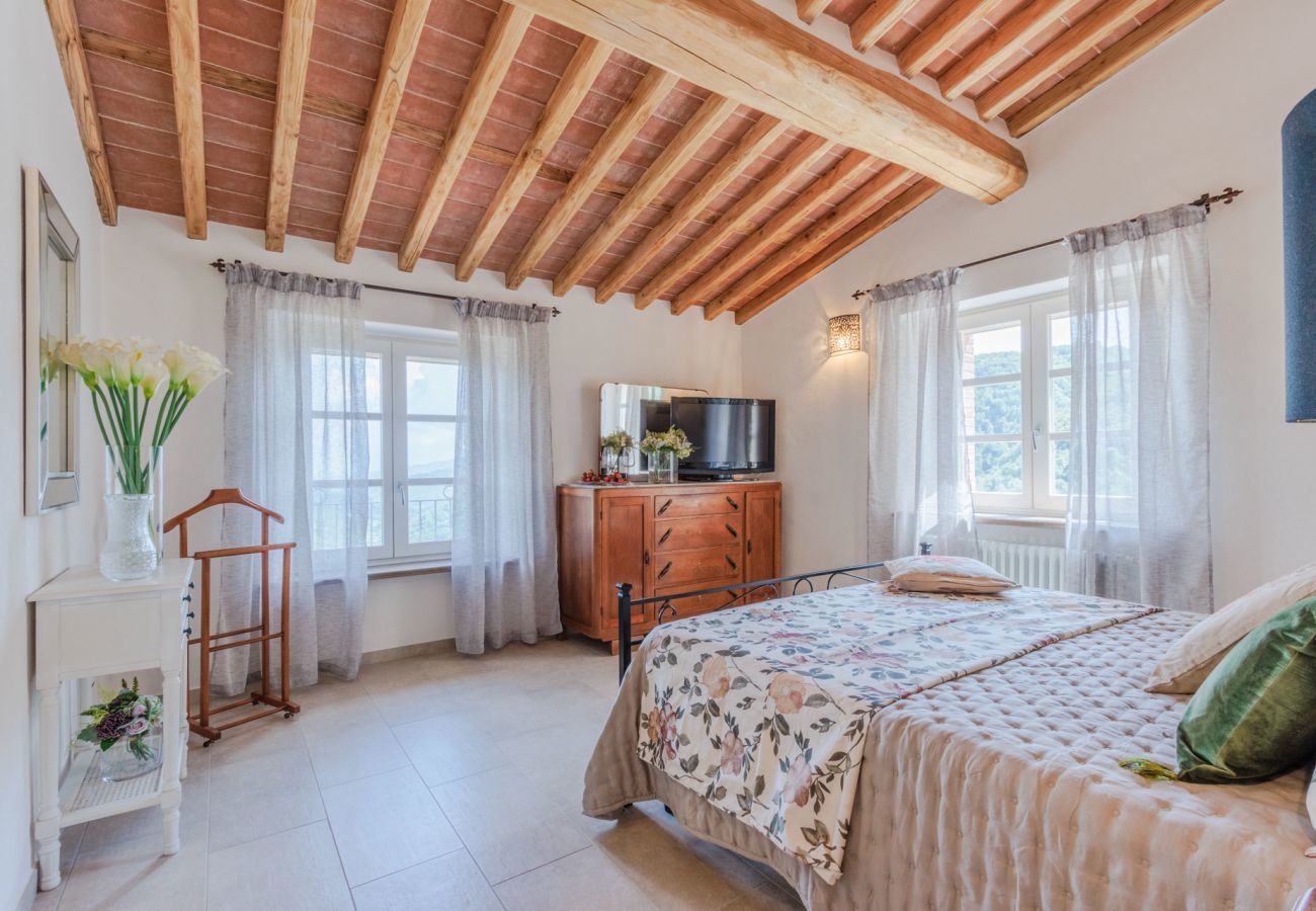 Villa a Pescaglia - Villa Grema