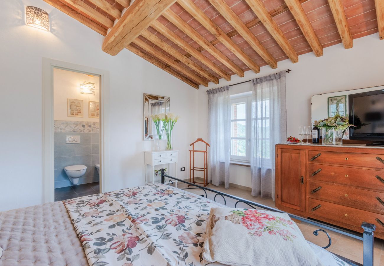 Villa a Pescaglia - Villa Grema