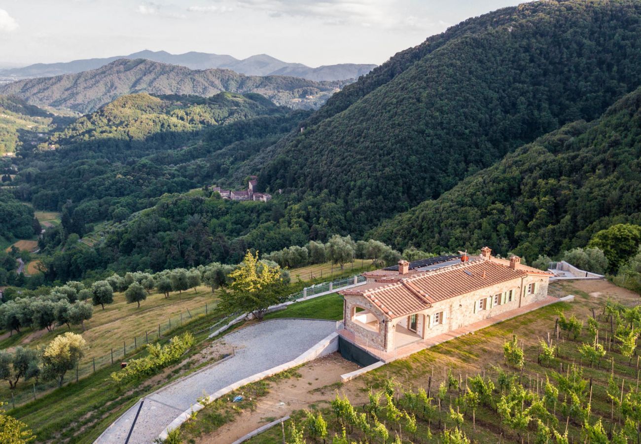 Villa a Pescaglia - Villa Grema