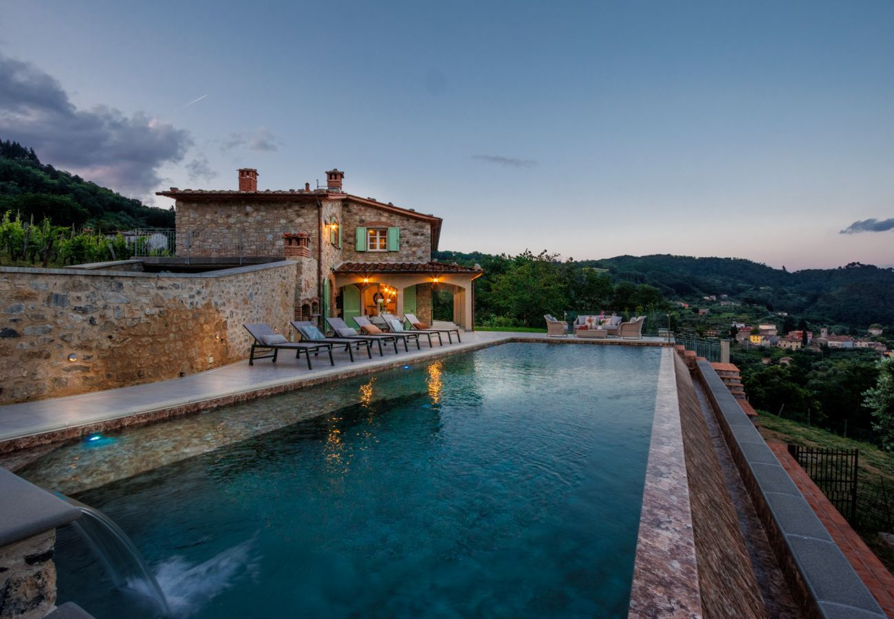 Villa a Pescaglia - Villa Grema