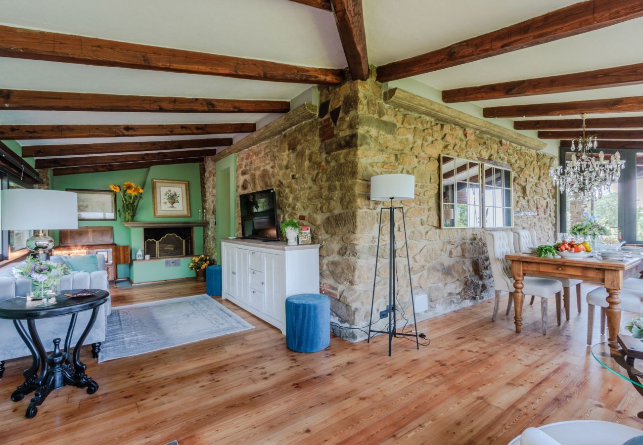 Villa a Pescia - Sospirata Farmhouse