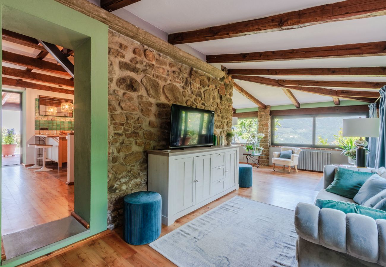 Villa a Pescia - Sospirata Farmhouse