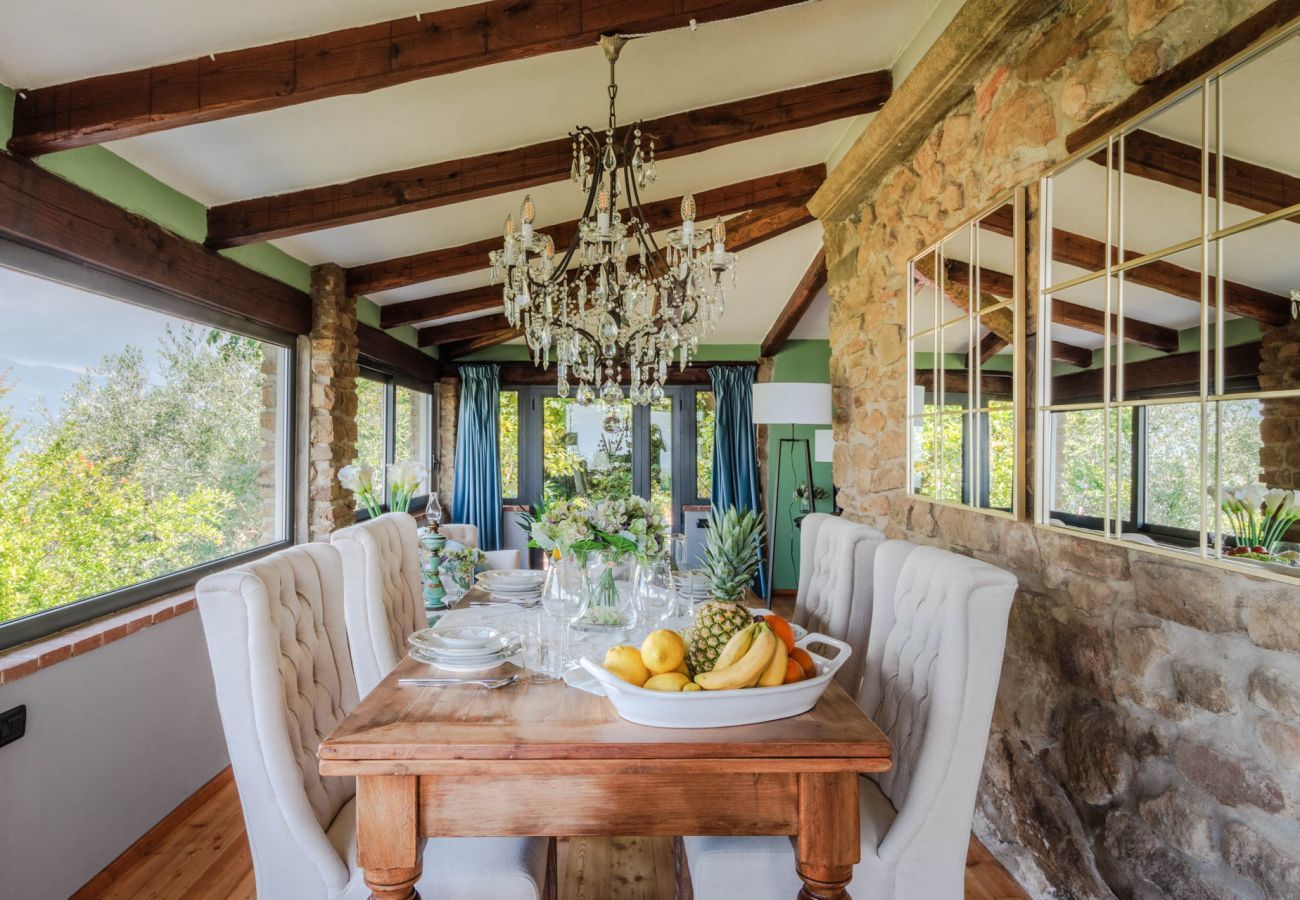 Villa a Pescia - Sospirata Farmhouse