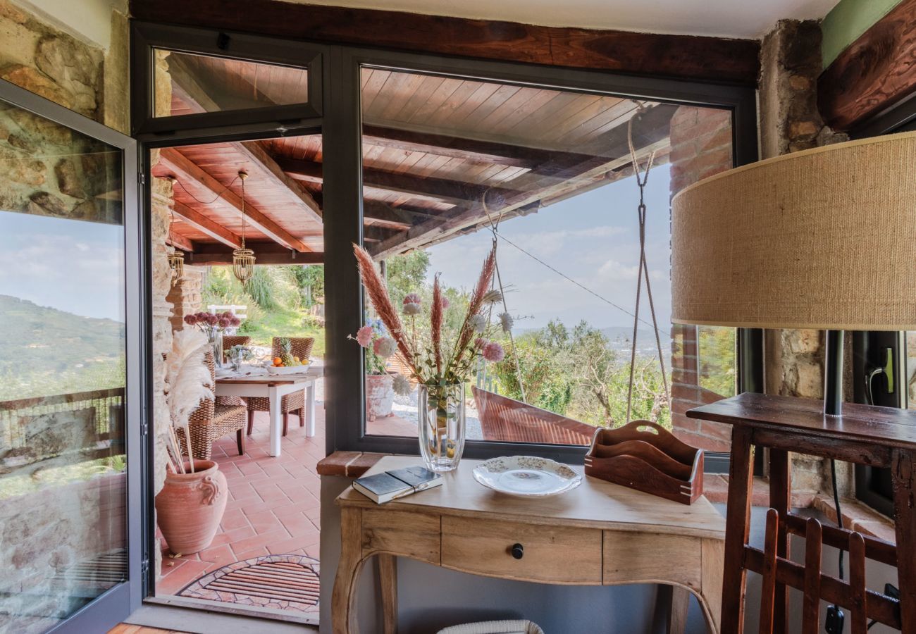 Villa a Pescia - Sospirata Farmhouse