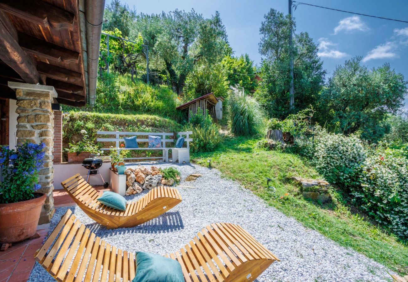 Villa a Pescia - Sospirata Farmhouse