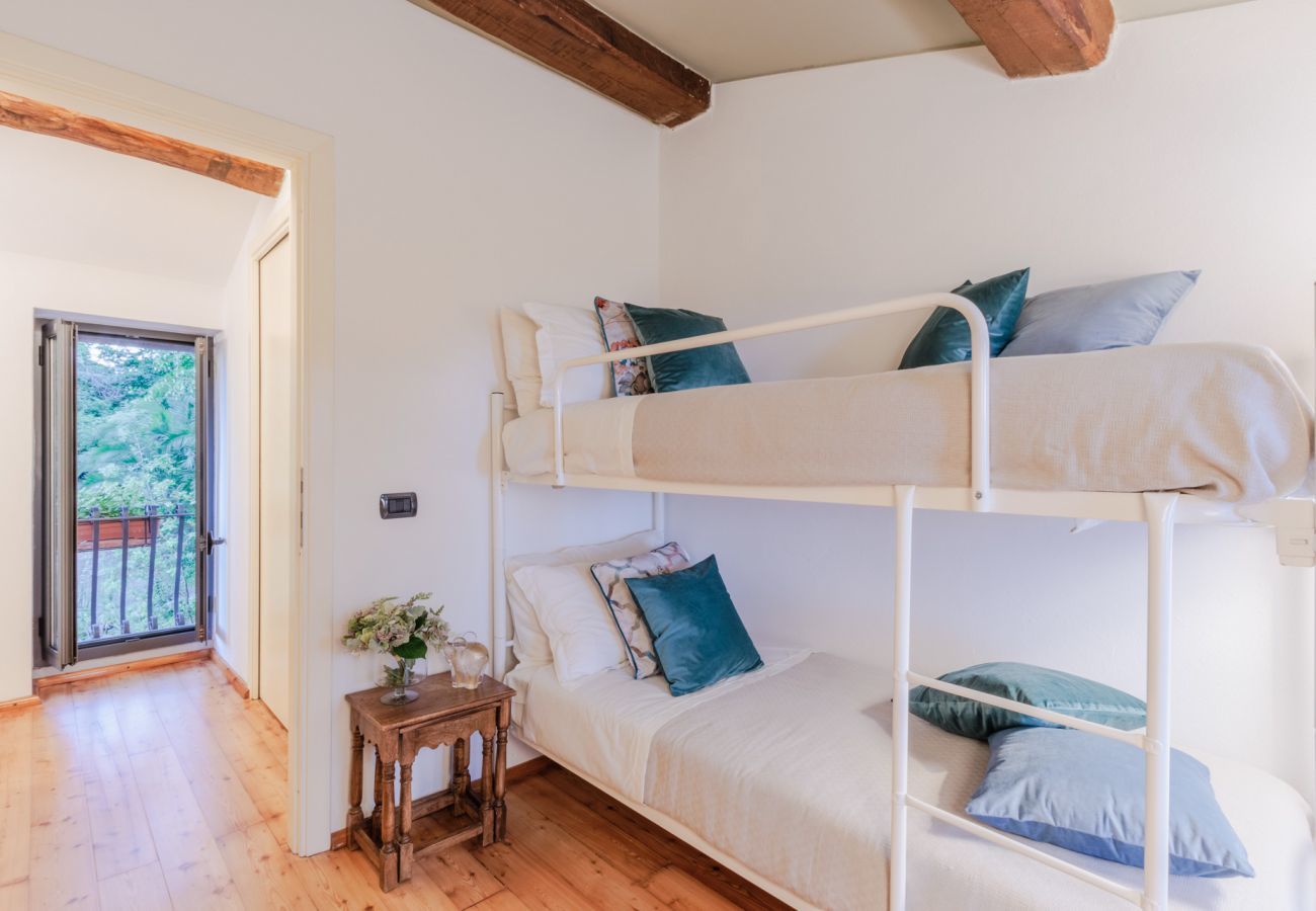 Villa a Pescia - Sospirata Farmhouse