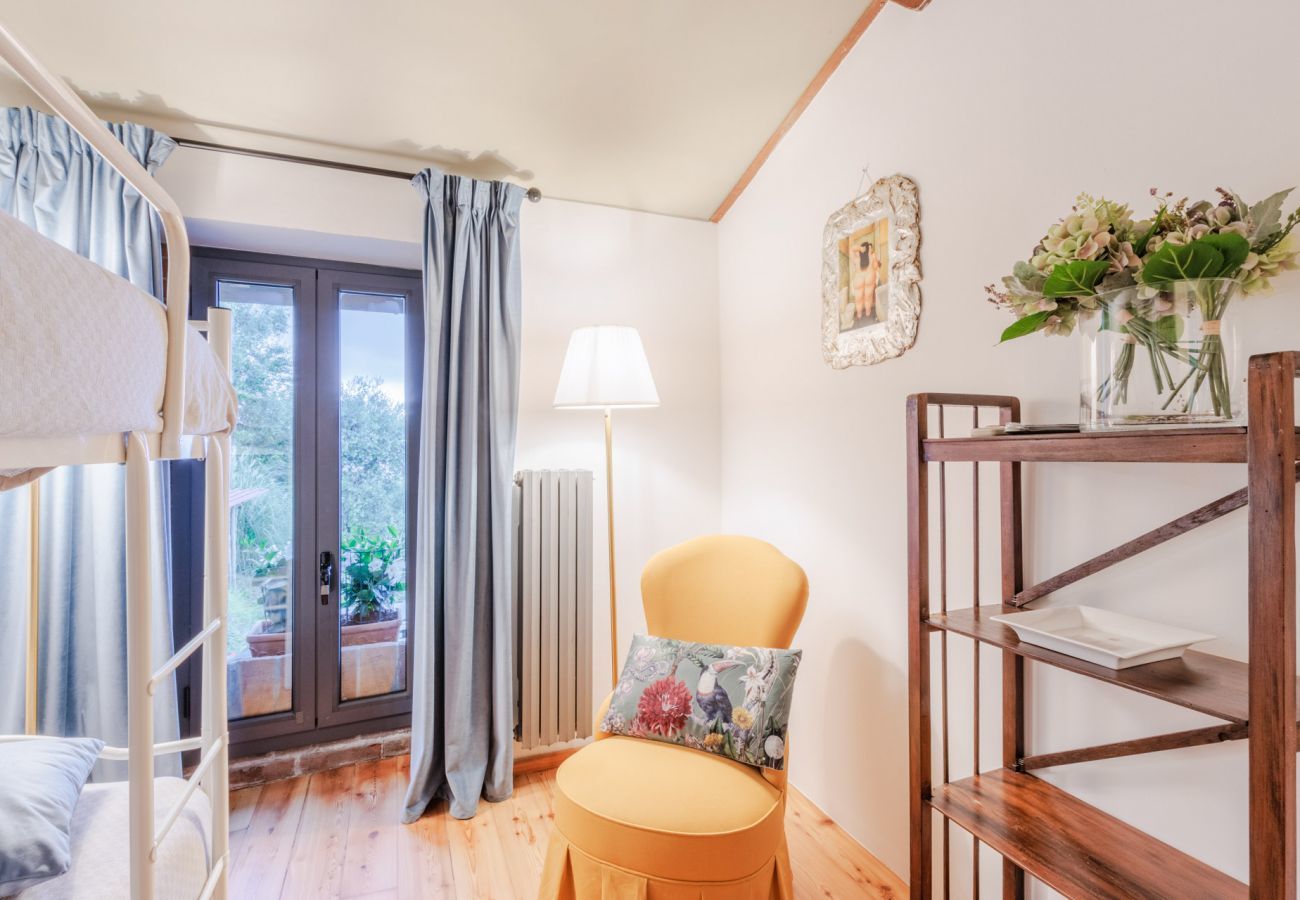Villa a Pescia - Sospirata Farmhouse