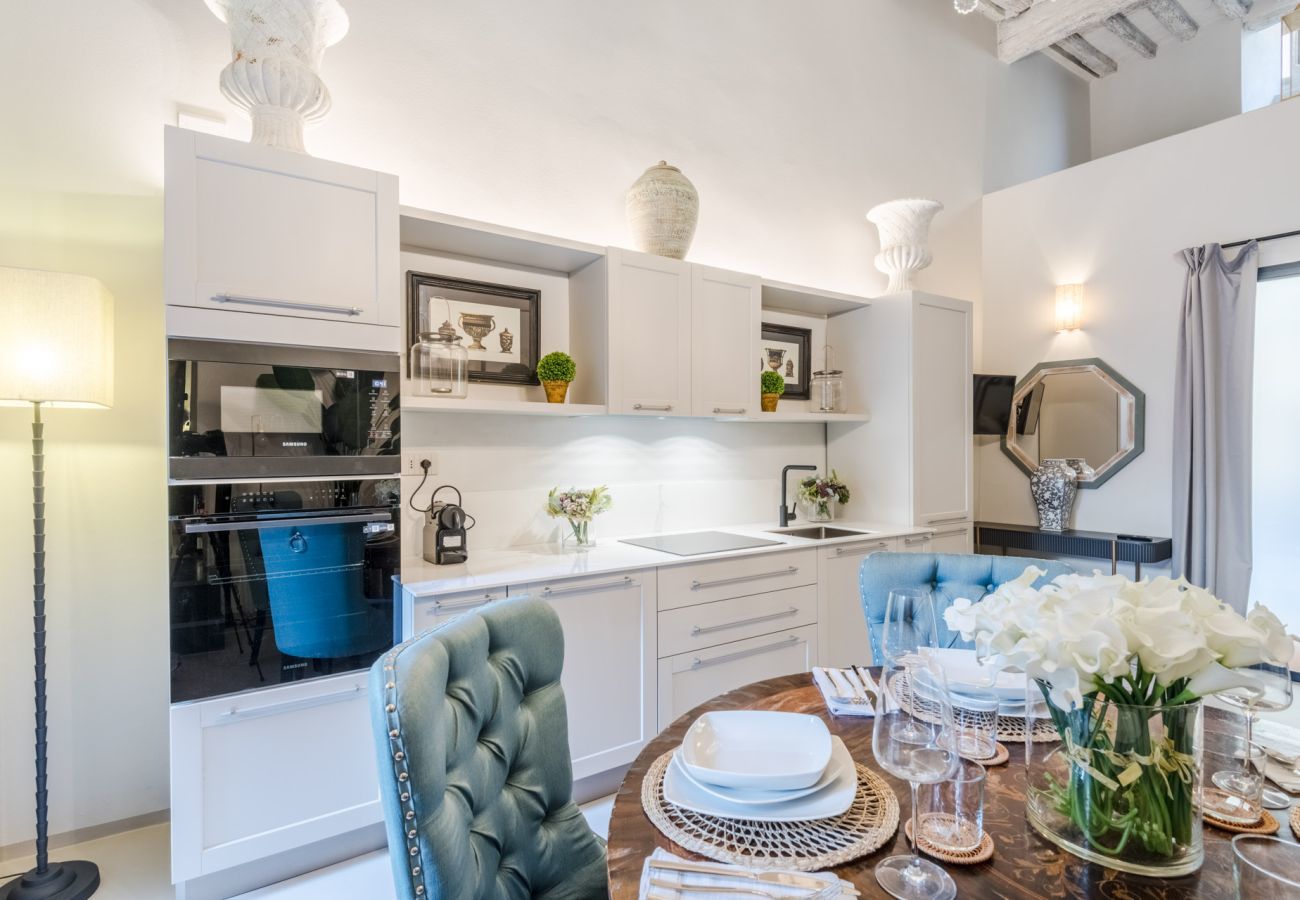 Appartamento a Lucca - Gallo Cedrone, a Home with Outdoor