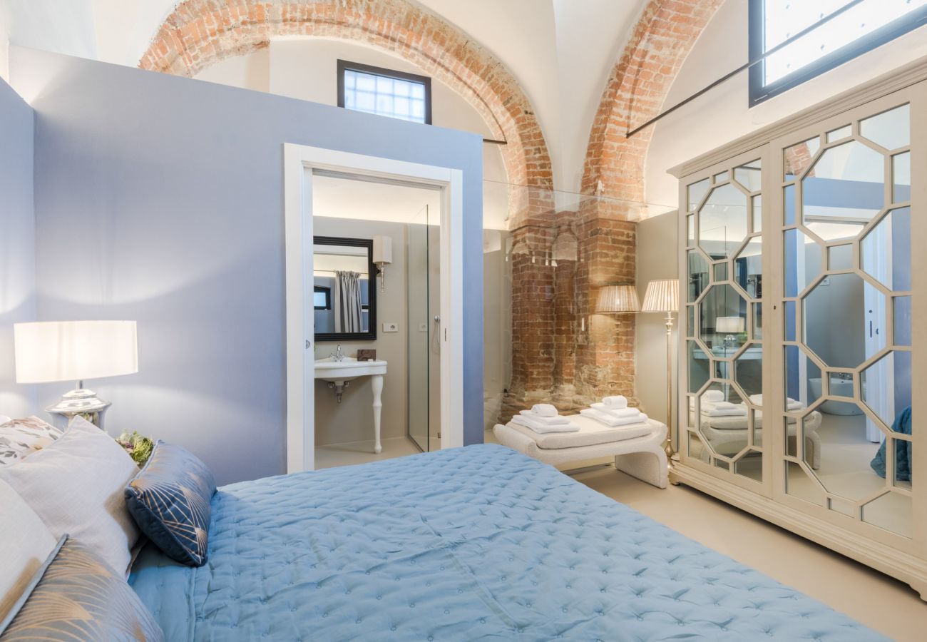 Appartamento a Lucca - Gallo Cedrone, a Home with Outdoor