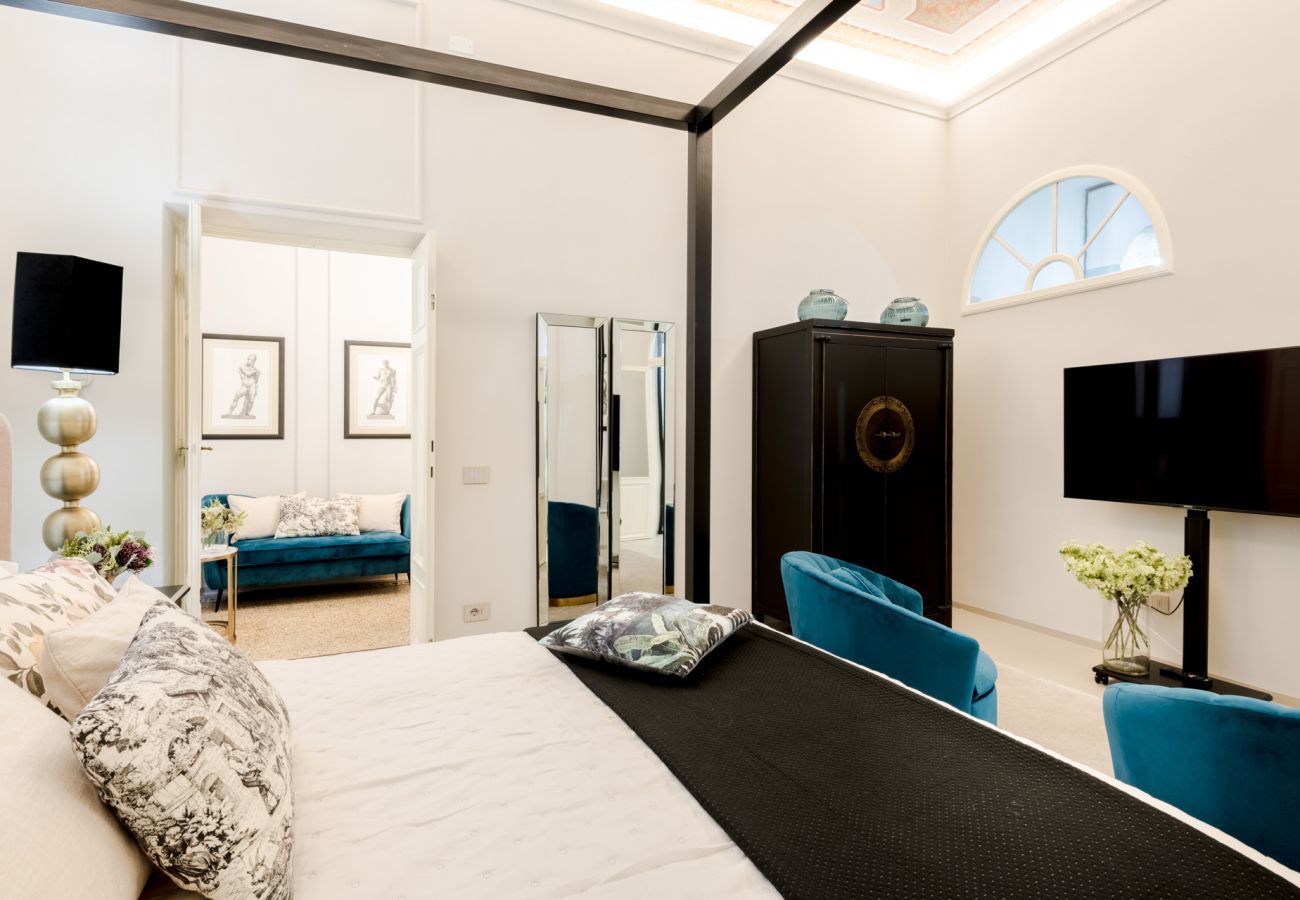 Appartamento a Lucca - Gallo Cedrone, a Home with Outdoor
