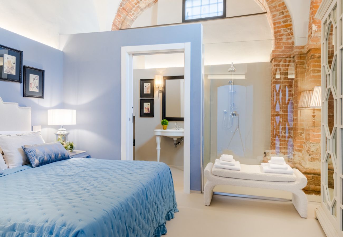 Appartamento a Lucca - Gallo Cedrone, a Home with Outdoor
