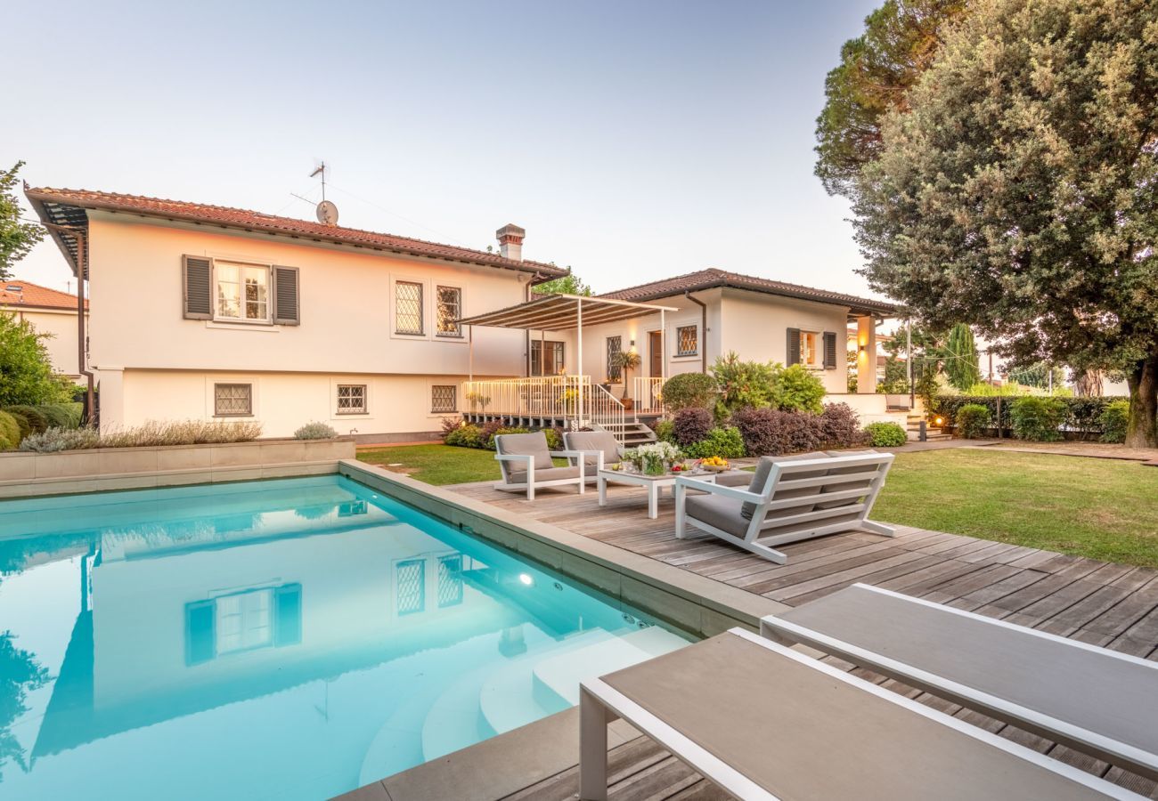Villa a Pietrasanta - Villa Desiree