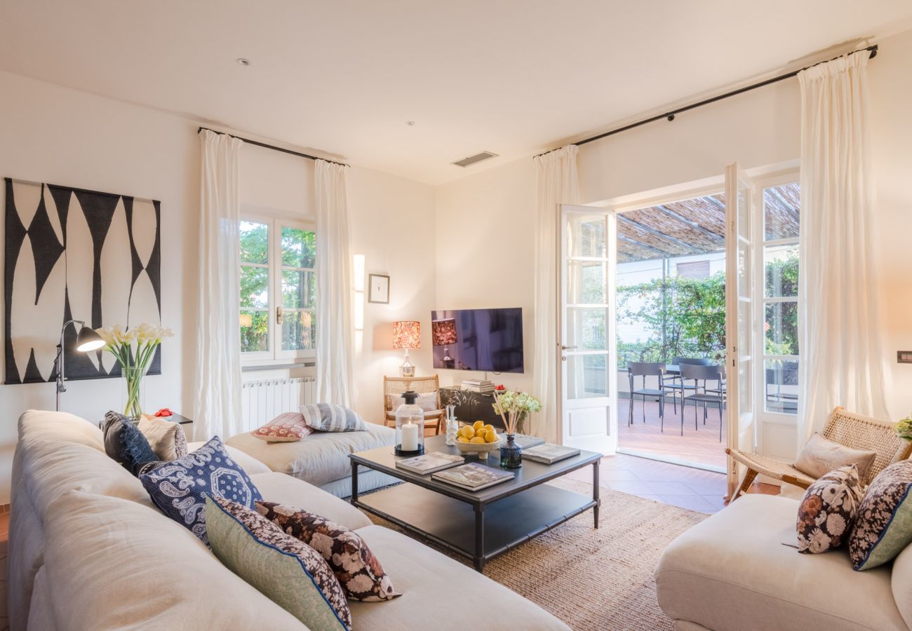 Villa a Pietrasanta - Villa Desiree